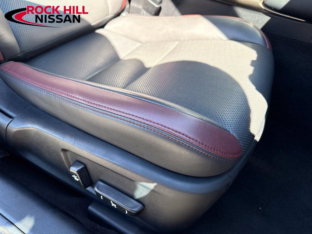 Used 2017 Lexus IS 200t RWD image 37