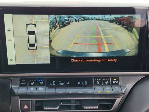 Used 2025 Toyota Camry XSE w/ Premium Plus Package image 13