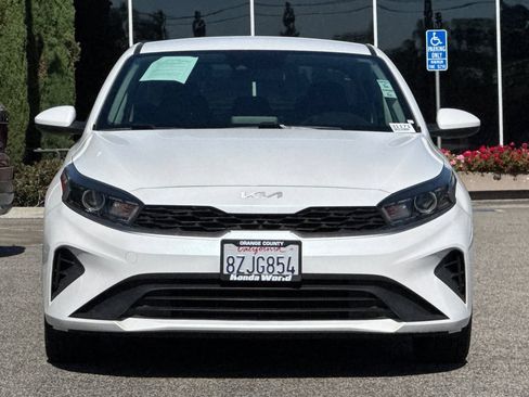 Used 2022 Kia Forte LXS FWD image 9