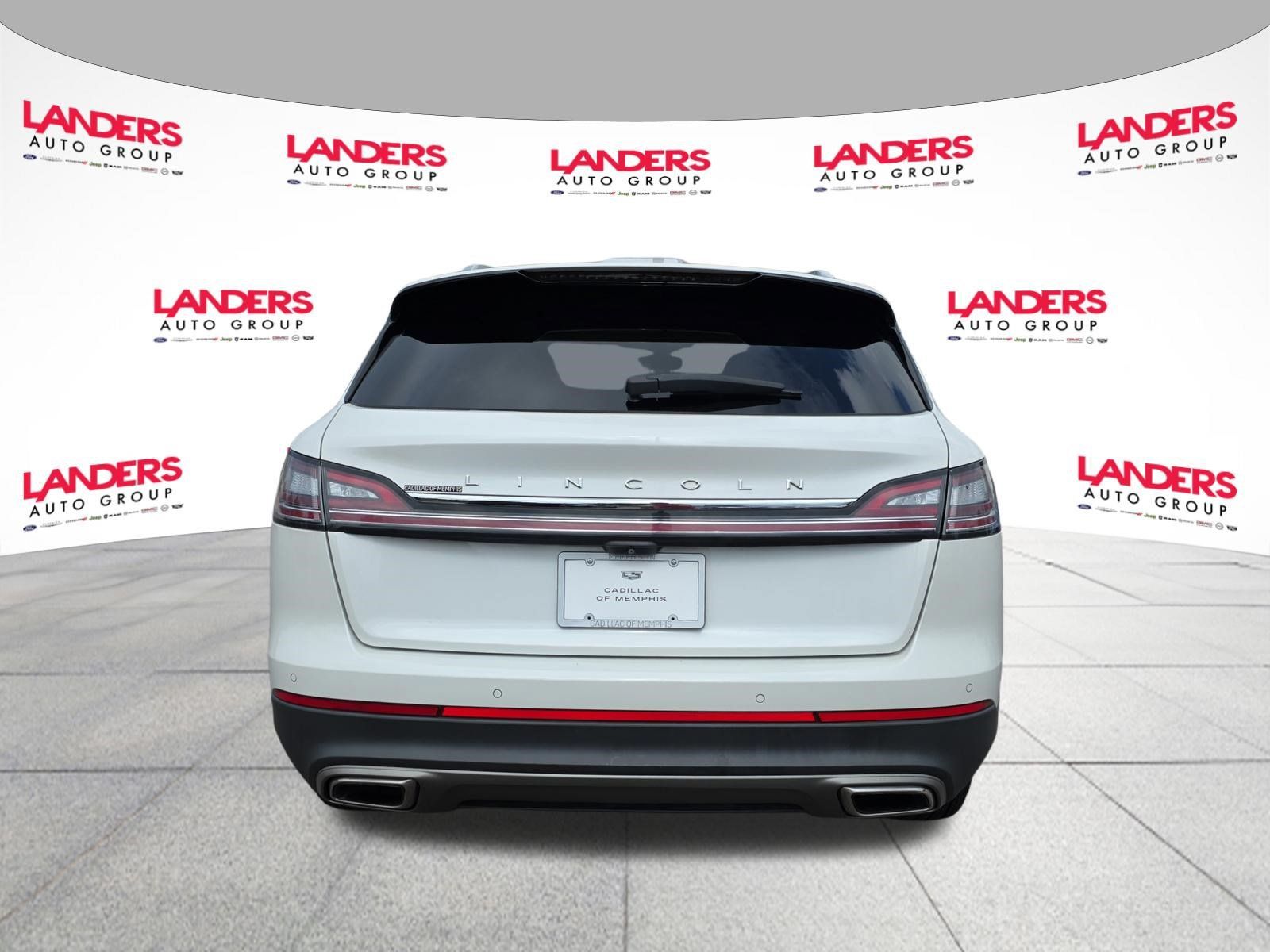 Used 2023 Lincoln Nautilus Reserve AWD/4WD image 4