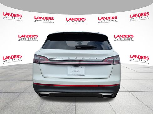 Used 2023 Lincoln Nautilus Reserve AWD/4WD image 4