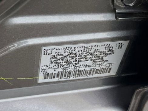 Used 2024 Nissan Sentra SV FWD image 25