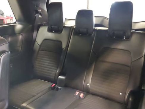 Used 2025 Nissan Pathfinder Rock Creek AWD/4WD image 30