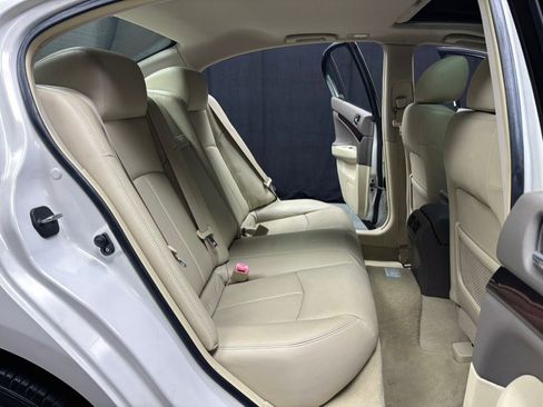 Used 2011 INFINITI G37 x Sedan w/ Premium Pkg image 28