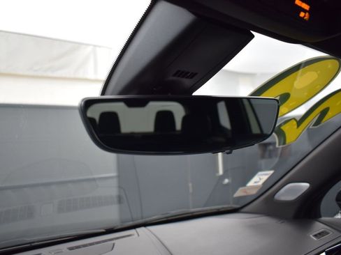 Used 2020 Cadillac XT6 Premium Luxury image 17