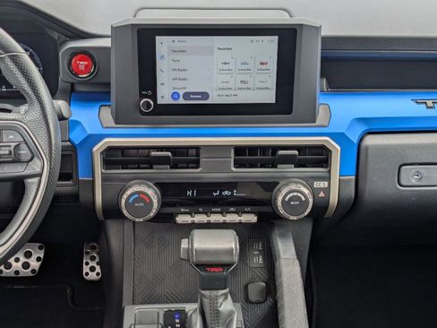 Used 2024 Toyota Tacoma TRD Sport image 27