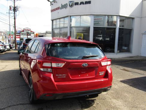 Used 2018 Subaru Impreza 2.0i Sport image 10