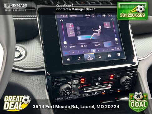Used 2025 Jeep Grand Cherokee Altitude AWD/4WD image 14