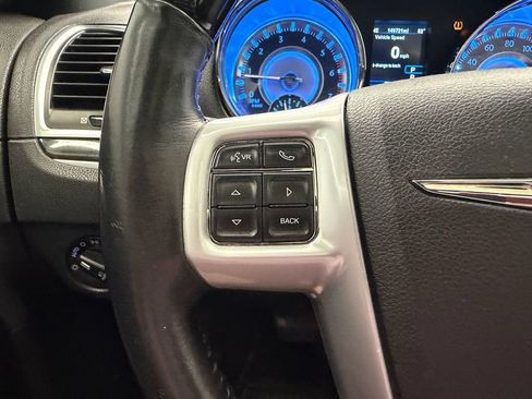 Used 2013 Chrysler 300 C AWD/4WD image 25