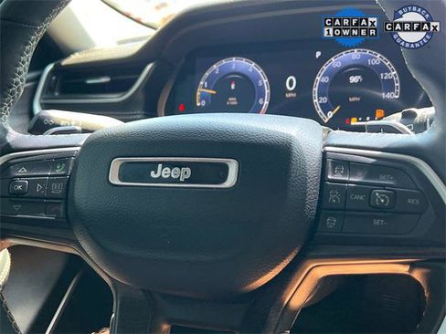 Certified 2022 Jeep Grand Cherokee L Limited image 32