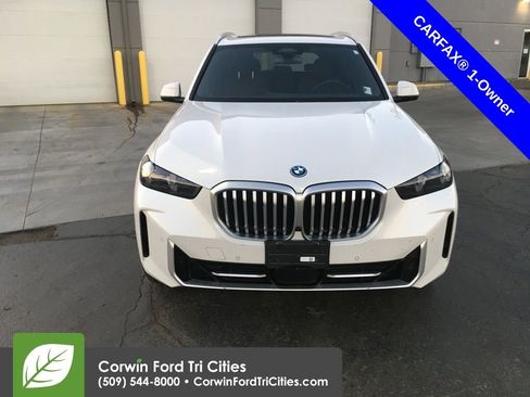 Used 2024 BMW X5 xDrive50e w/ Parking Assistance Package image 6