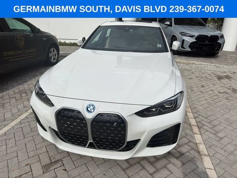 Certified 2023 BMW i4 eDrive40 w/ M Sport Package RWD image 5