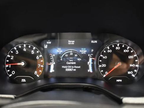 Used 2024 Jeep Compass Latitude AWD/4WD image 27