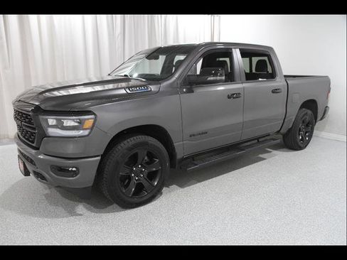 Used 2023 RAM 1500 Big Horn AWD/4WD image 3