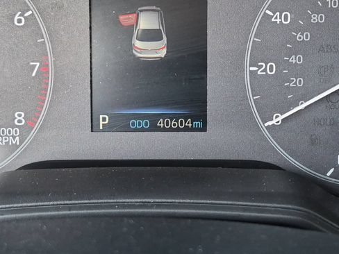Certified 2025 Toyota Corolla LE FWD image 22