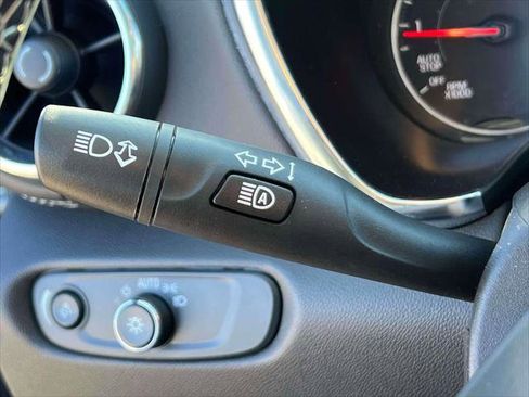 Used 2025 Chevrolet Blazer LT image 24