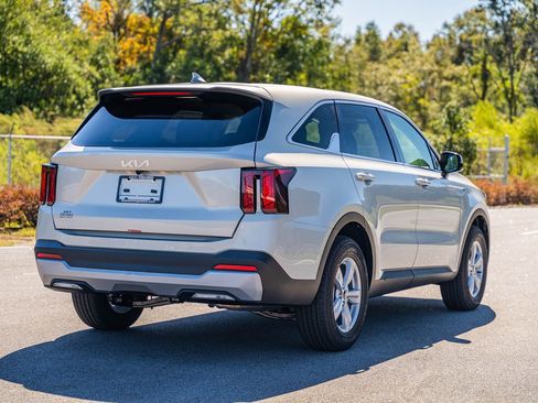 New 2026 Kia Sorento LX image 4