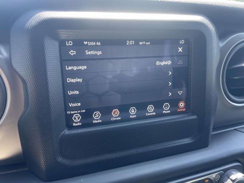 Used 2018 Jeep Wrangler Unlimited Sport S AWD/4WD image 16