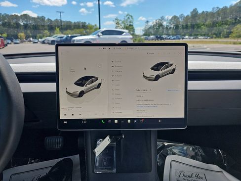 Used 2024 Tesla Model 3 Long Range RWD image 22