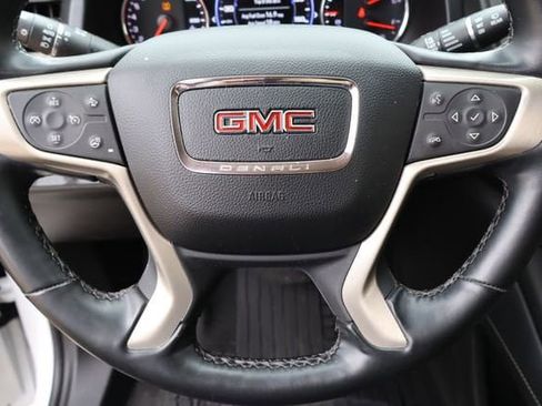 Used 2023 GMC Acadia Denali FWD image 12