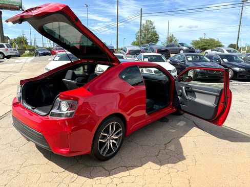Used 2015 Scion tC image 33