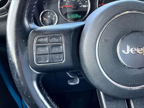 Used 2018 Jeep Wrangler Unlimited Sport S image 24