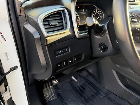 Used 2020 Nissan Murano Platinum image 18