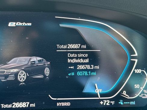 Used 2023 BMW 530e w/ M Sport Package RWD image 30