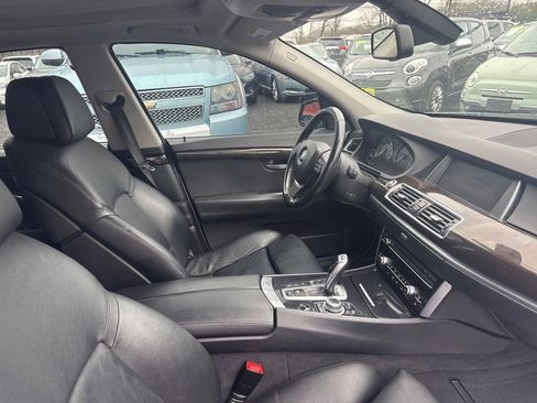 Used 2011 BMW 535i xDrive image 27