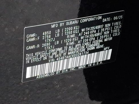 Used 2025 Subaru Outback AWD/4WD image 25