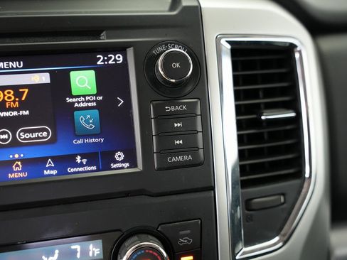 Used 2019 Nissan Titan PRO-4X image 23