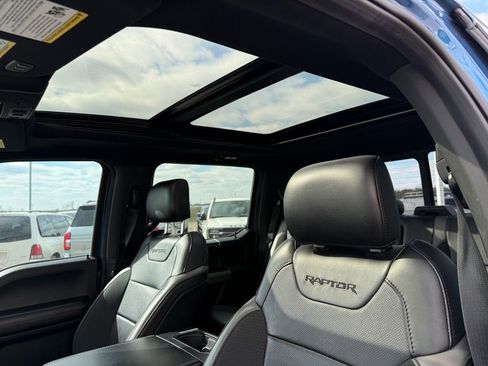 Used 2019 Ford F150 Raptor w/ Equipment Group 802A Luxury image 7
