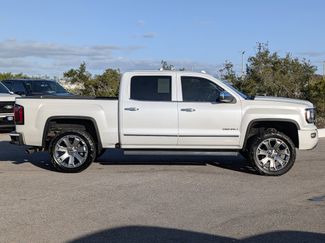 Used 2018 GMC Sierra 1500 Denali w/ Denali Ultimate Package video 3