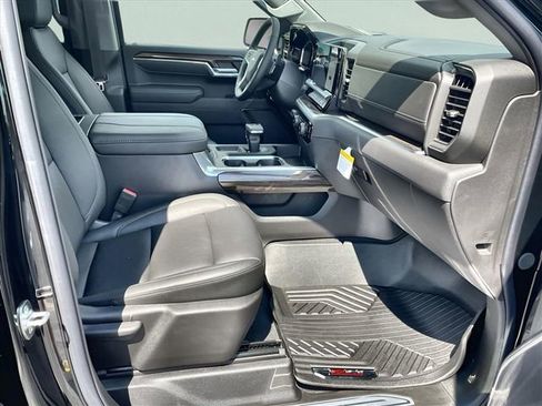 New 2026 Chevrolet Silverado 1500 LT image 17