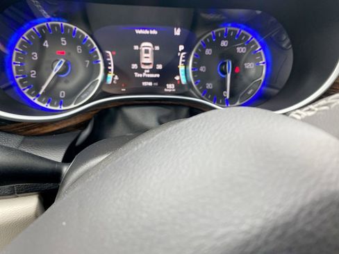 Used 2023 Chrysler Pacifica Limited w/ Trailer Tow Group image 20