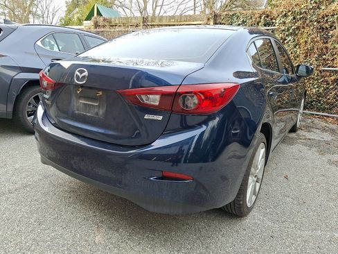 Used 2017 MAZDA MAZDA3 Touring image 3