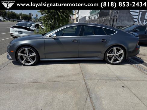 Used 2016 Audi RS 7 Prestige w/ Driver Assistance Package image 4