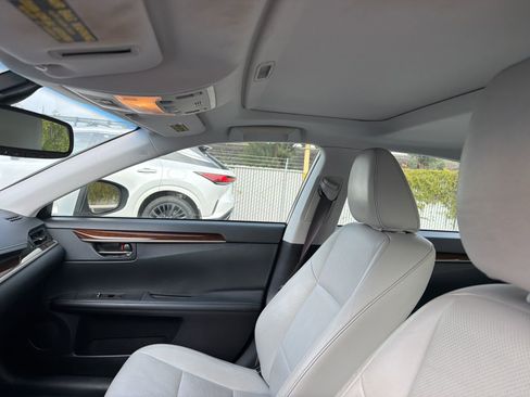 Used 2013 Lexus ES 350 w/ Luxury Pkg image 8