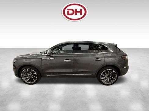 Used 2020 Lincoln Nautilus Reserve AWD/4WD image 9