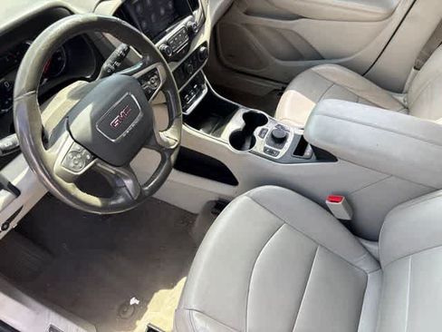 Used 2018 GMC Terrain Denali w/ Advanced Safety Package FWD image 9
