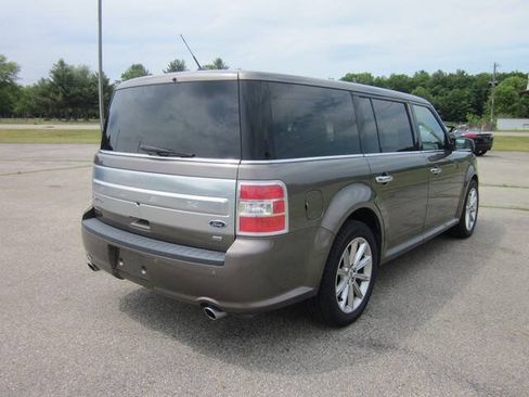 Used 2019 Ford Flex Limited AWD/4WD image 5