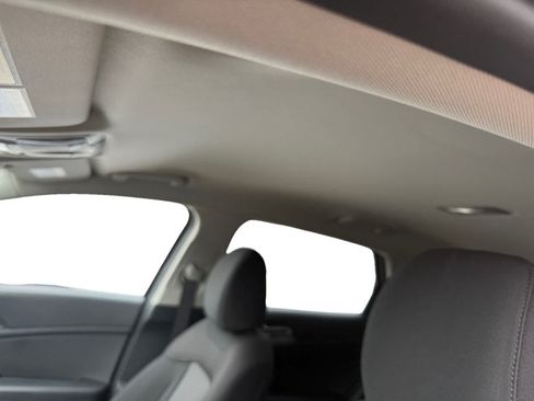 New 2027 Kia Sportage S FWD image 12