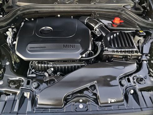 Used 2021 MINI Cooper 4-Door Hardtop image 22