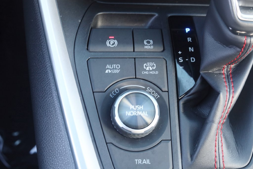 Used 2023 Toyota RAV4 XSE w/ Weather Package AWD/4WD image 32