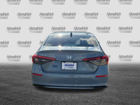 Used 2024 Honda Civic EX image 6