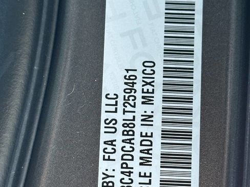 Used 2020 Dodge Journey SE w/ SE Popular Equipment Group image 17