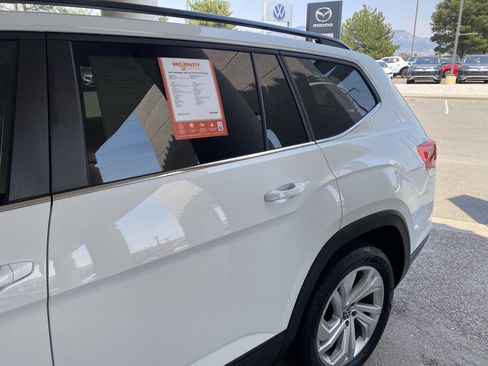 Certified 2023 Volkswagen Atlas SE w/ Panoramic Sunroof Package FWD image 59