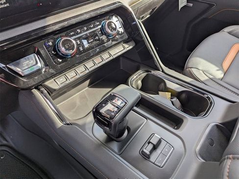 New 2026 GMC Sierra 1500 AT4 w/ AT4 Premium Package image 17