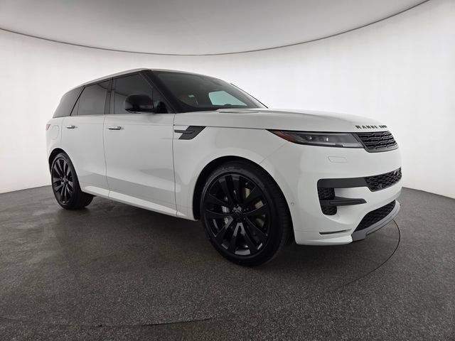 New 2026 Land Rover Range Rover Sport Dynamic SE AWD/4WD image 15