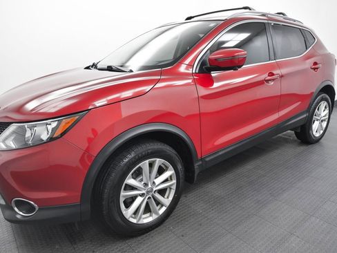 Used 2018 Nissan Rogue Sport SV w/ SV Technology Package image 3